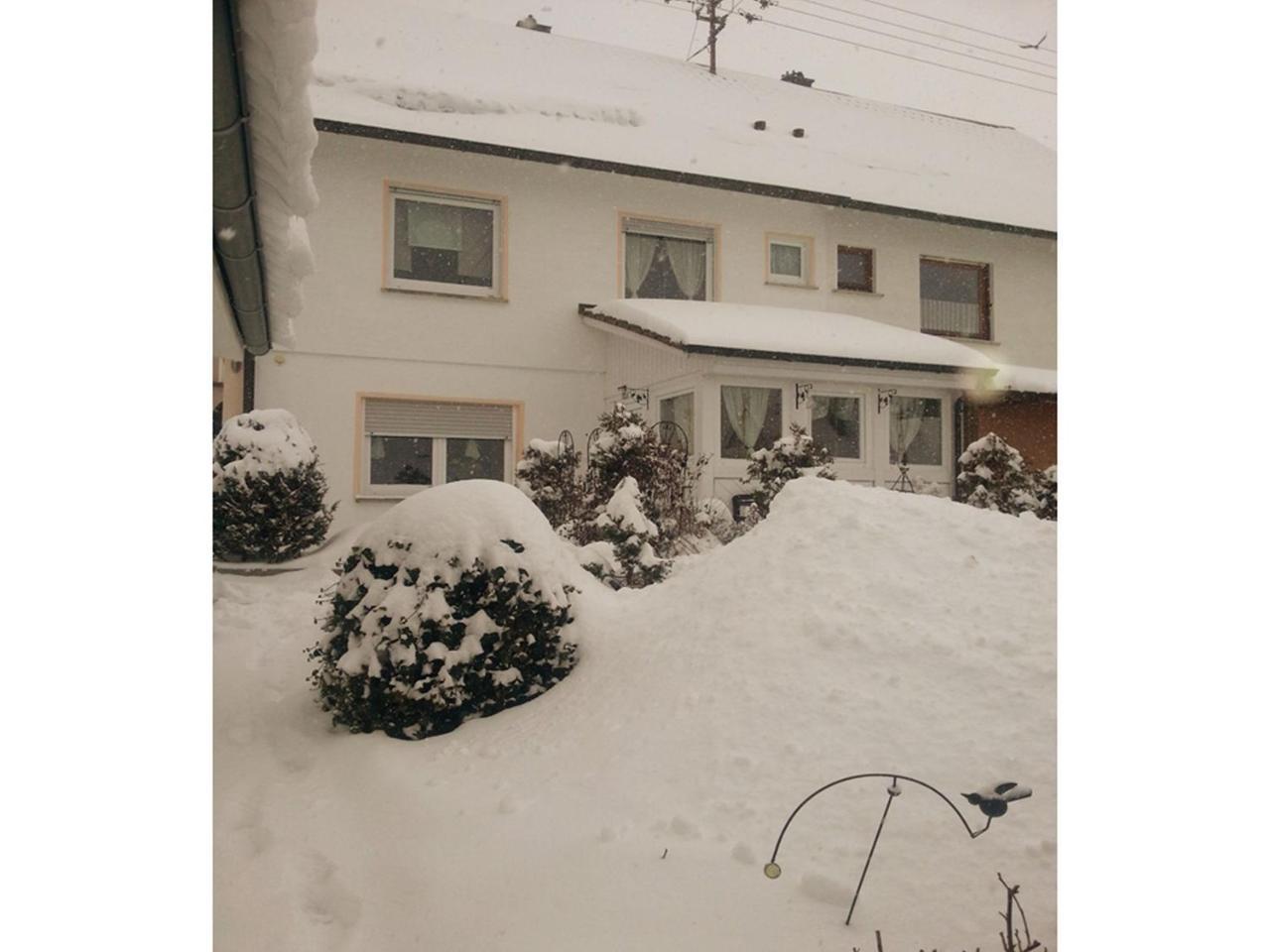 Ferienhaus Brit Villa Tailfingen Buitenkant foto